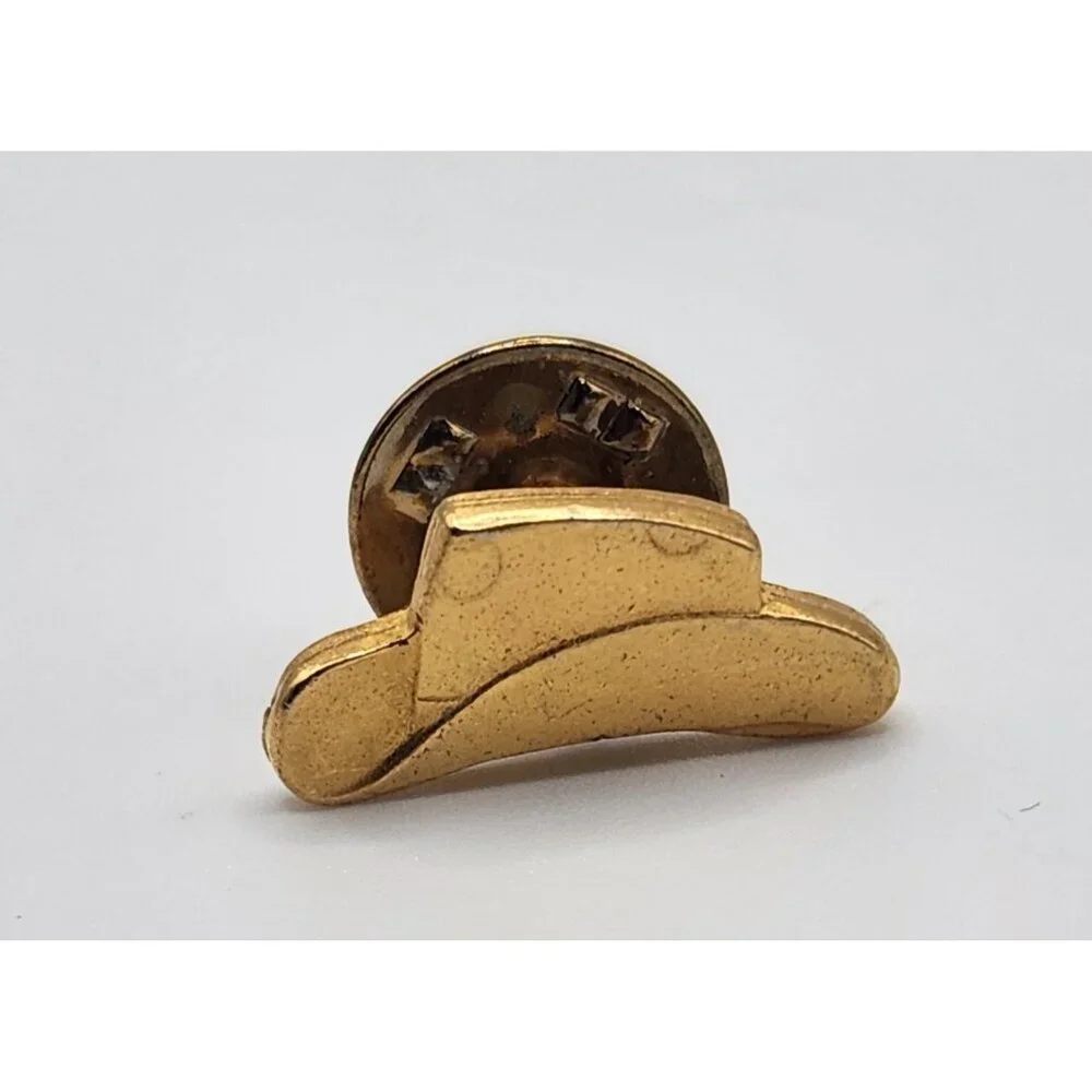 Vintage Cowboy Hat Pin Gold Tone‎ Lapel Pin Hat Pin Tie Tack Western